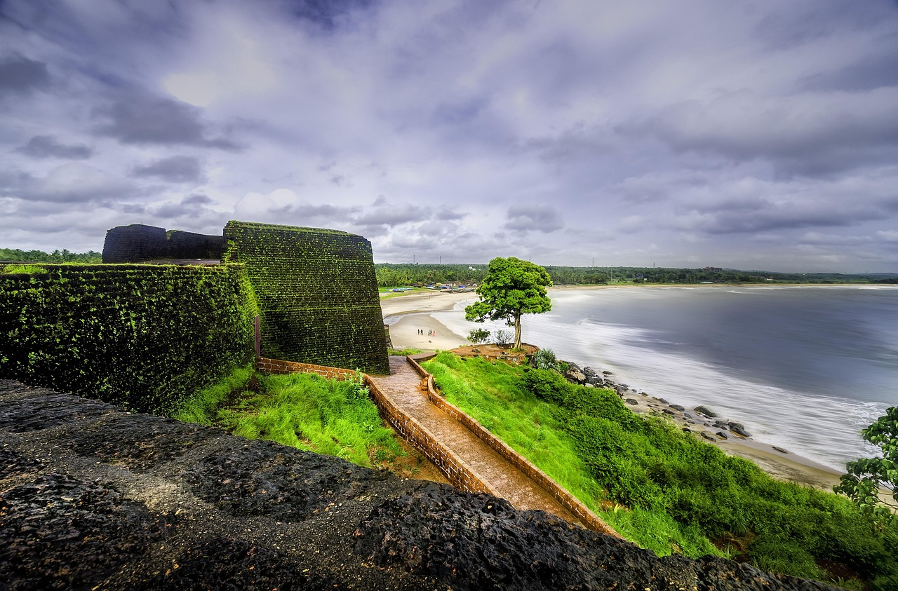 6 South Indian Forts That Protected India's Greatest Kingdoms - At ...